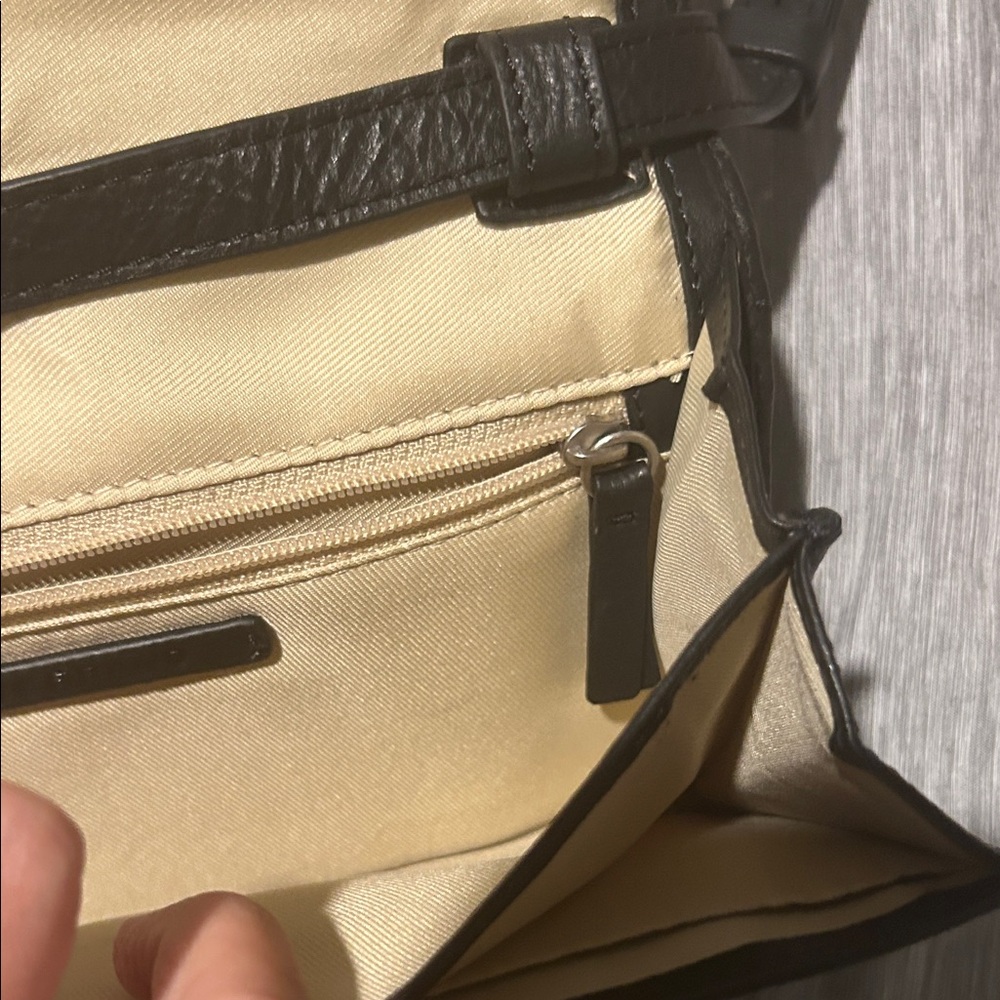 Lucky Brand Black Leather Crossbody Bag with Ring Accent - Picture 3 of 7